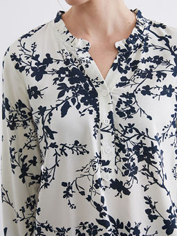 Ka??k Yaka ?i?ekli Bluz