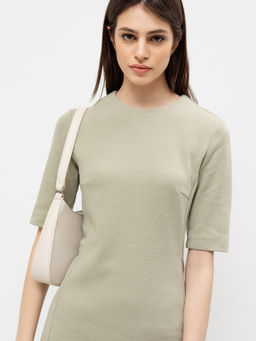 Платье-футляр в оливковом цвете оливка 152548-1 - Mark formelle фото 4