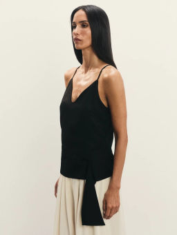 Топ из тенселя с декоративной деталью / Zarina  фото 5