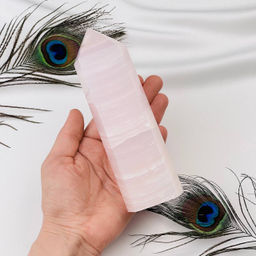 Кристалл из розового Кальцита