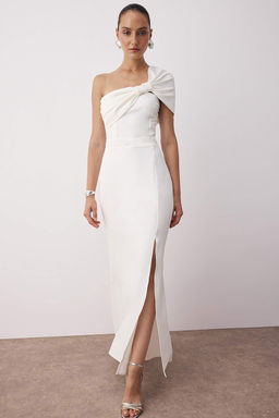 Sar? Vucuda Oturan Asimetrik Yaka Dokuma Maxi S?k Gece Abiye Mezuniyet Elbisesi TPRSS25AE00195 - Trendyolmilla фото 2