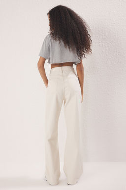 TRENDYOLMILLA Mavi Pacas? Kesikli Soluk Efekt Vintage Yuksek Bel Straight Jeans TWOAW25JE00378 фото 4