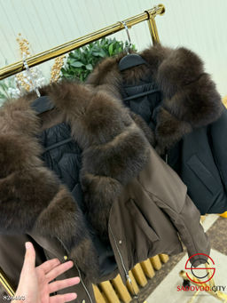 Куртка женская с меховым воротником