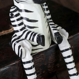 Сувенир «Зебра висячие лапки», 4.5×9×25 см, дерево