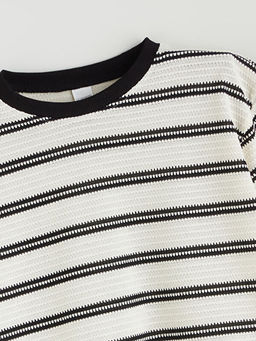 Bisiklet Yaka ?izgili Erkek ?ocuk Ti??rt