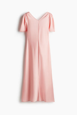 Vestido de sat?n con lazada