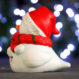 Фигура с подсветкой "Птичка в шарфике и шапке" красная, 9х7х10см