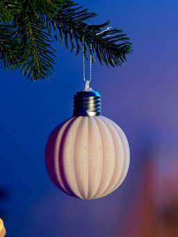 Елочный шар Малиновый бархат 8 см, 1 LED, от батареек LR443, свечение тёплое белое - Luazon lighting фото 3