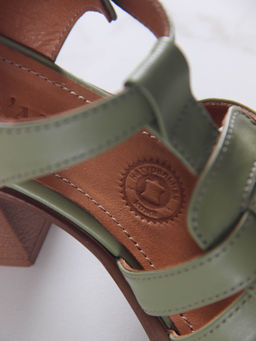 Босоножки 5035.23663bе.Олива+коричневый