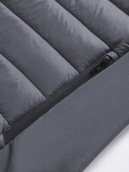 Куртка мужская гибридная стёганая с капюшоном с графеновой подкладкой темно-серого цвета 9621_1TC