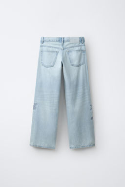 JEANS WIDE LEG FLORES BORDADAS STRASS / Azul
