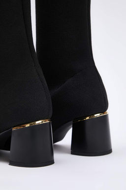 Siyah Kad?n Blok Topuklu Bot TAKAW26BO00120 - Trendyolmilla фото 8