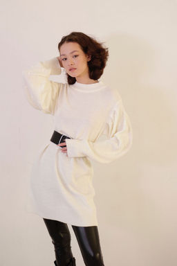 10670 Джемпер-туника с объёмными рукавами белый - Martichelli фото 22