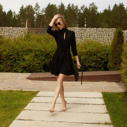 Платье женское короткое MINAKU: Green trend, чёрное, размер 46