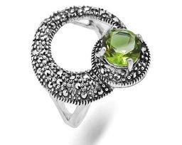 Кольцо из серебра ситалл имитация султанита, марказит, SL-AGA1535
