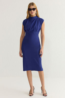 TRENDYOLMILLA Bordo Vucuda Oturan Dik Yaka Midi Kalem Etek Dokuma Elbise TWOAW20EL0311  фото 51