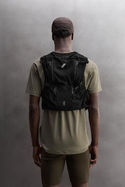 CHALECO DEPORTIVO 15L / Negro - Zara фото 2
