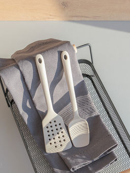 0dc0d7723c42eada882e3c64d99cf7b83vujt342fdmkjsgljp