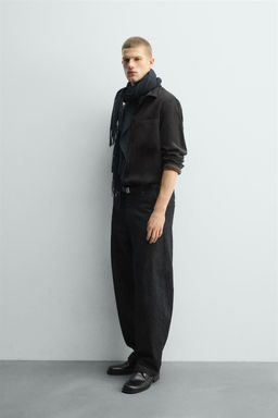 CAMISA FLUIDA BOLSILLO / Negro