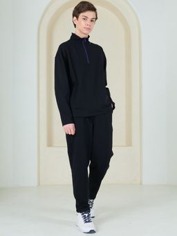 Костюм спортивный