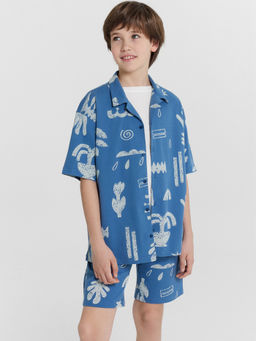 Шорты для мальчиков синие с принтом