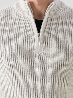 Dik Yaka Uzun Kollu Erkek Triko Kazak