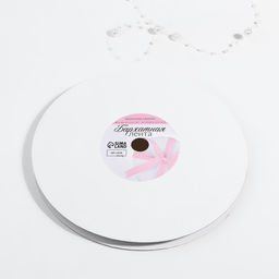 Лента бархатная, с золотым люрексом, 6 мм, 18 1 м, цвет белый №01 - Арт узор фото 2