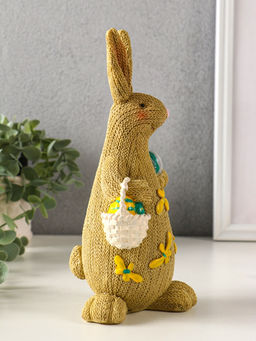 Фигурка полистоун Зайка вязанный с пасхальными яичками, 8?10.5?23 см