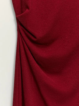 Платье миди приталенного кроя / Zarina