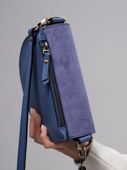 Сумка замшевая на плечо Azaro 31032 сиреневый закат