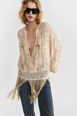 BLUSA BORDADOS FLECOS ZW COLLECTION / Crudo / Beige - Zara фото 6