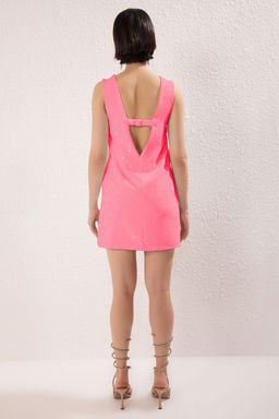 TRENDYOLMILLA Siyah Parlak Tas Baskl? Super Mini Elbise TPRAW25EL00192 фото 8