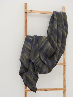 в составе шерсть Большой, мягкий, двусторонний палантин с принтом - Tantino фото 3