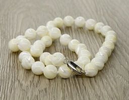 Перламутр белый (Индонезия), круглые бусинки 10мм, бусы 50см