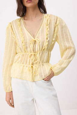 Ac?k Sar? Kedi Merdivenli Hafif Transparan Boho Gomlek TWOSS26GO00101