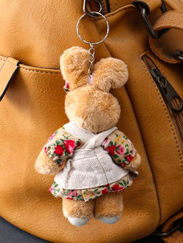 Брелок для ключей на кольце Пушистик. Зайка в цветочном сарафане, на сумку, рюкзак, 8.5?4?14 см - Simaland фото 2