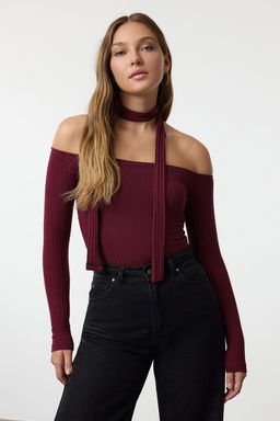 Bordo Fitilli Carmen Yaka Sal Detayl? Fitted/Vucuda Oturan Crop Esnek Orme Bluz TWOAW24BZ00354
