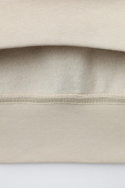 SUDADERA B?SICA ETIQUETA / Crudo