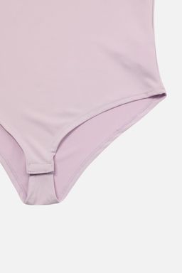 Lila Halter Yaka Vucuda Oturan Esnek Alttan C?tc?tl? Orme Body TWOSS20BD0044