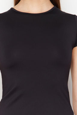 TRENDYOLMILLA Beyaz Poliamid K?sa Kol Bisiklet Yaka Fitted/Vucuda Oturan Orme T-Shirt TWOSS24TS00238  фото 9