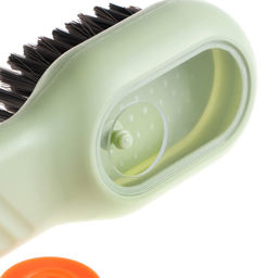 Цена за 2 шт. Щетка для чистки салона с дозатором