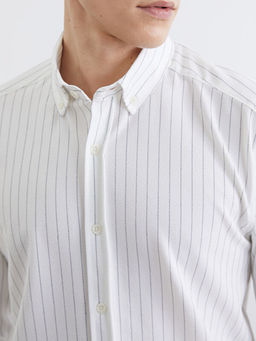 Regular Fit ?izgili Erkek G?mlek