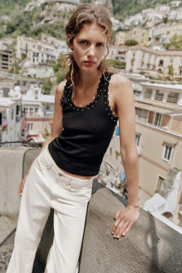 TOP PERLAS ENCAJE / Negro