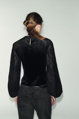 EMBROIDERED VELVET TOP