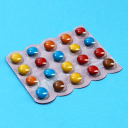 Цена за 2 шт. Шоколадное драже Витамин Ю, 11 г. - Simaland фото 3