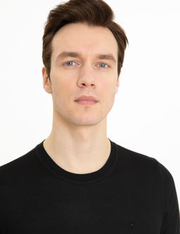 Siyah Slim Fit Bisiklet Yaka Triko T-shirt