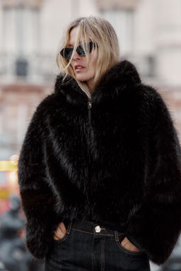 FAUX FUR HOODIE JACKET