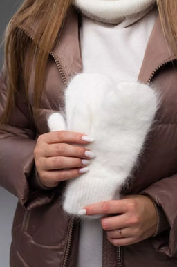 K13133 Варежки (ангора) БЕЛЫЙ