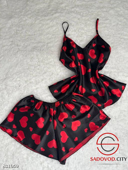 Пижама с шортами шелковая