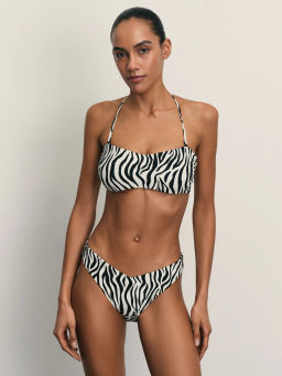 Бикини / Zarina